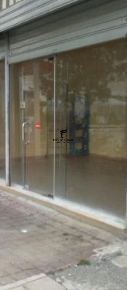 Tirane, shitet dyqan Kati 0, 54 m² 172.000 € (LAPRAKE)