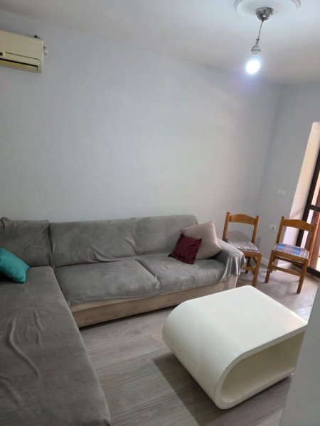 Tirane, shitet apartament 1+1 Kati 1, 64 m² 119.000 € (21 Dhjetori)