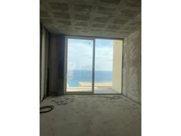 Vlore, shitet apartament+verande | Penthouse 3+1+Ballkon Kati 2, 153 m² 520.000 € (Green coast 1)