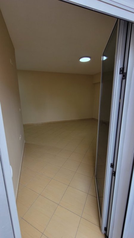 Tirane, jepet me qera apartament 1+1 Kati 5, 72 m² 400 € 