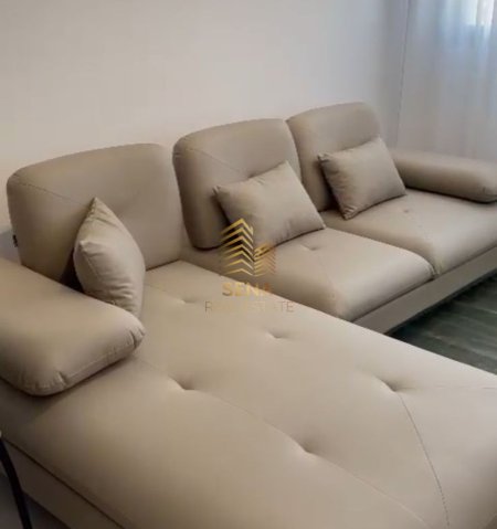 Tirane, jepet me qera apartament 1+1+Ballkon Kati 6, 68 m² 500 € (Rruga Xhanfize Keko)