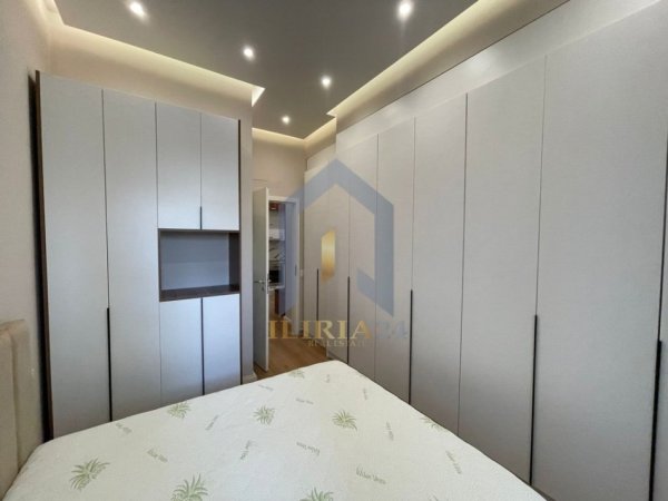 Tirane, jepet me qera apartament 1+1+Ballkon Kati 0, 70 m² 500 € (Kompleksi Kontakt 21 Dhjetori)