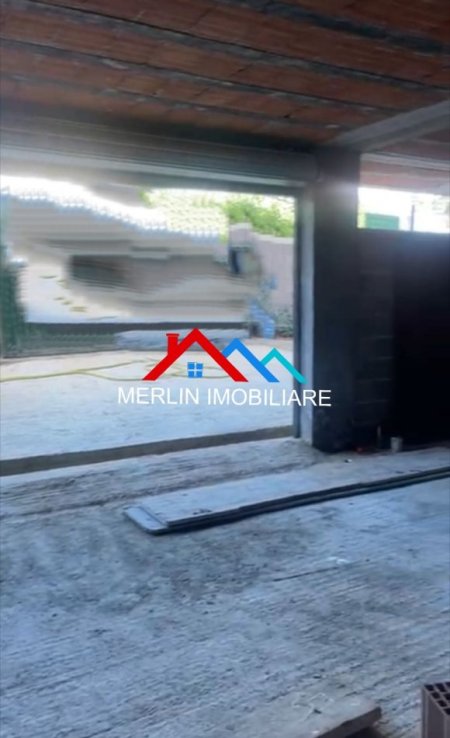 Tirane, jepet me qera ambjent biznesi Kati 0, 120 m² 400 € (RRUGA PETRIT RADOVICA)