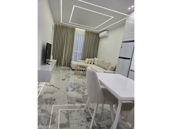 Tirane, jepet me qera apartament 1+1 , 75 m² 500 € (Lidhja e Prizrenit)