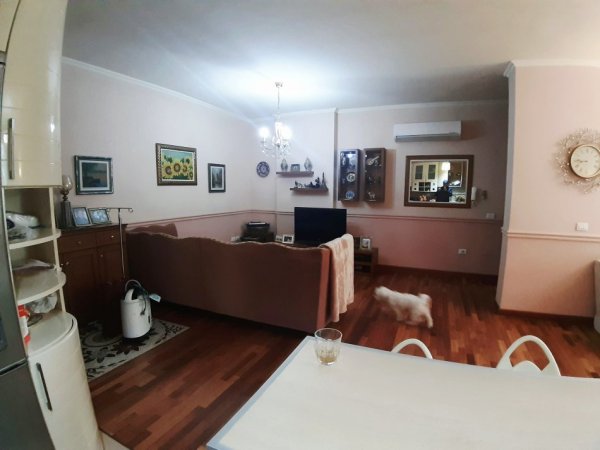 JEPET ME QIRA : Apartament 2+1+ Garazh/ zona: Kopshti Zologjik📍