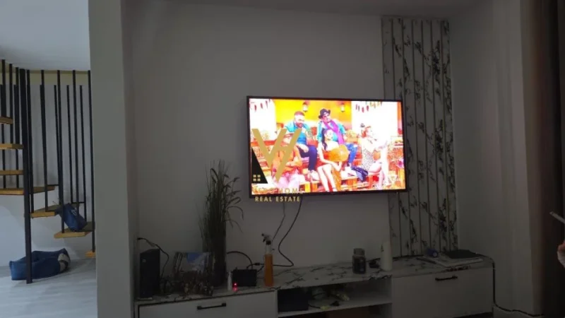 Tirane, jepet me qera apartament duplex 2+1+Ballkon Kati 2, 90 m² 700 € (LIQENI I THATE)