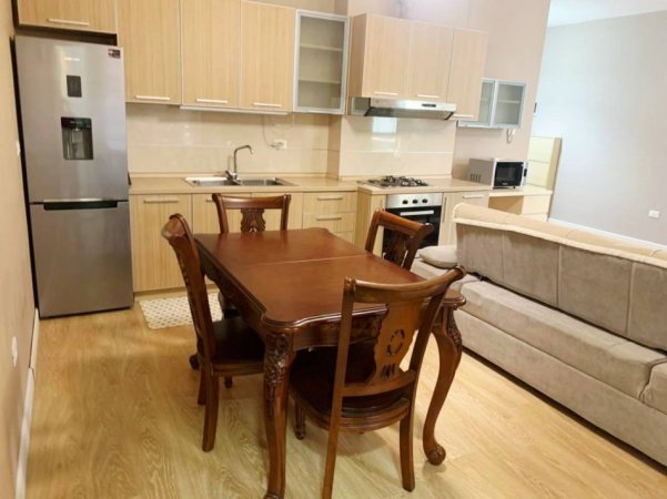 JEPET ME QIRA : Apartament 1+1+ Garazh/ zona: Kopshti Zologjik📍