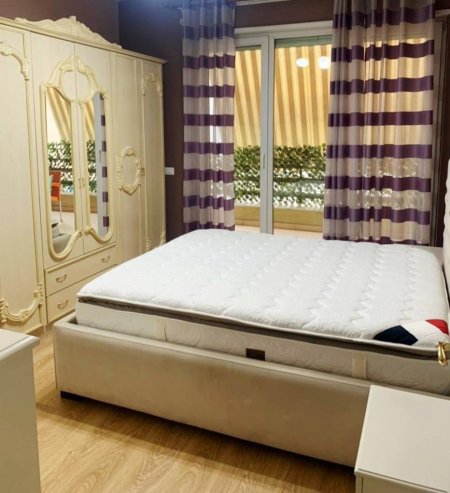 JEPET ME QIRA : Apartament 1+1+ Garazh/ zona: Kopshti Zologjik📍