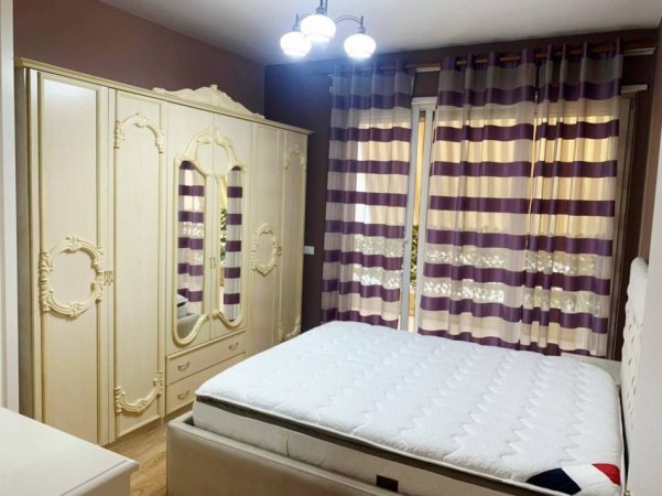JEPET ME QIRA : Apartament 1+1+ Garazh/ zona: Kopshti Zologjik📍