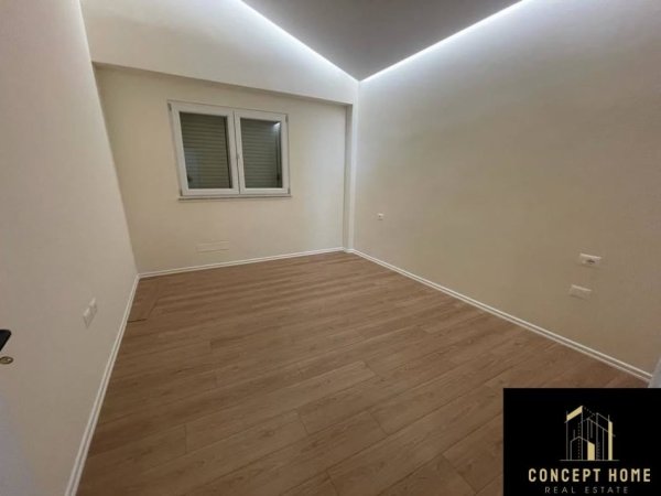 Tirane, shitet apartament 2+1 Kati 4, 130 m² 170.000 € (Fresk, prane &quot;Bosfor Bar&quot;)