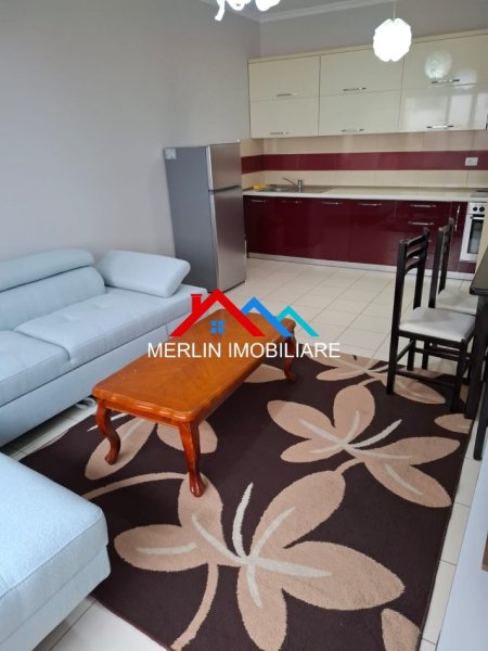 Tirane, jepet me qera apartament 1+1 Kati 3, 70 m² 400 € (RRUGA TEODOR KEKO)