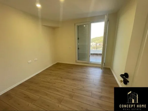 Tirane, shitet apartament duplex 3+1 Kati 4, 150 m² 190.000 € (Fresk, prane "Bosfor Bar")