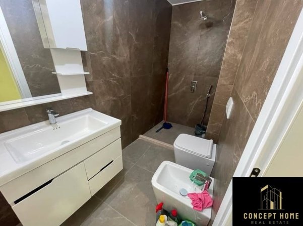 Tirane, shitet apartament duplex 3+1 Kati 4, 150 m² 190.000 € (Fresk, prane &quot;Bosfor Bar&quot;)