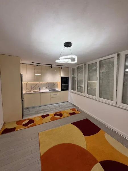 Tirane, jepet me qera apartament 2+1+Aneks Kati 2, 500 € (Ali Demi)