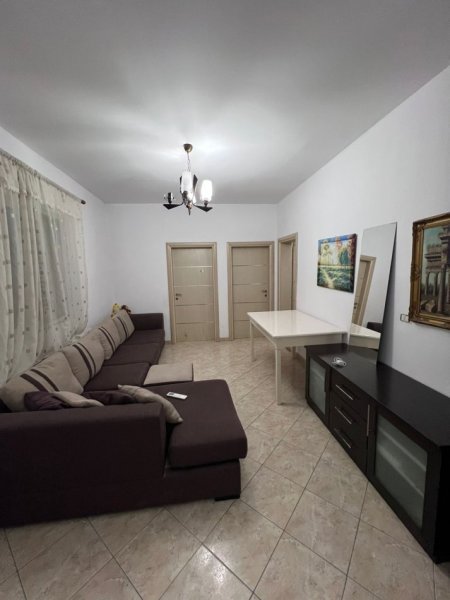 Tirane, jepet me qera apartament 2+1 Kati 2, 70 m² 500 € (don bosko)