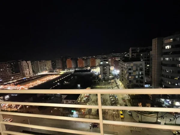 Tirane, shitet apartament 2+1+Ballkon Kati 10, 101 m² 212.000 € 