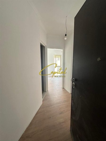 Tirane, jepet me qera apartament 1+1 Kati 4, 45 m² 450 € (RRUGA HAXHI HYSEN DALLIU)
