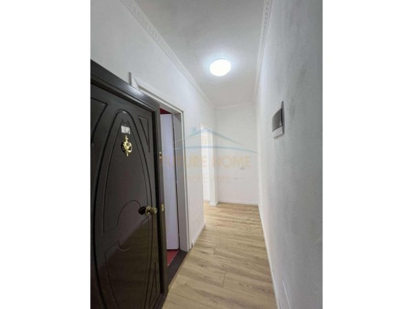 Tirane, shitet apartament 1+1 Kati 9, 64 m² 86.000 € 