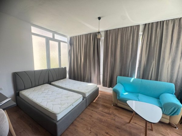 Tirane, jepet me qera apartament 1+1 Kati 3, 41 m² 350 € (kodra e diellit)