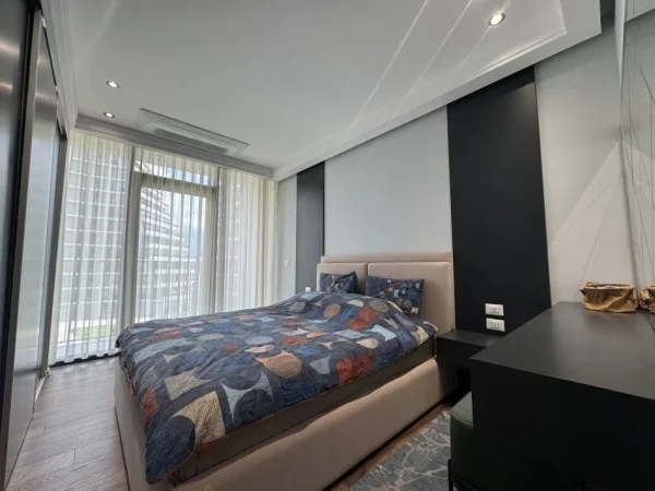 Tirane, jepet me qera apartament 2+1+Aneks+Ballkon , 128 m² 2.000 € (Lake View Residences)
