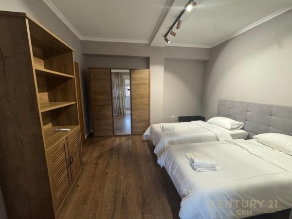 Tirane, shitet apartament 2+1+Ballkon Kati 8, 102 m² 357.000 € (Blloku)