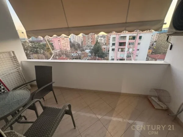 Tirane, shitet apartament 2+1+Ballkon Kati 8, 102 m² 357.000 € (Blloku)
