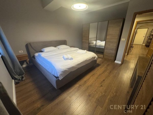 Tirane, shitet apartament 2+1+Ballkon Kati 8, 102 m² 357.000 € (Blloku)