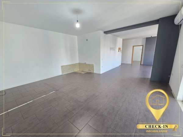 Tirane, jepet me qera zyre Kati 6, 116 m² 600 € (Zogu i Zi)