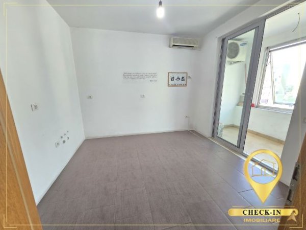 Tirane, jepet me qera zyre Kati 6, 116 m² 600 € (Zogu i Zi)