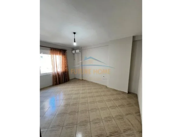 Tirane, shitet apartament 2+1+Aneks+Ballkon Kati 3, 103 m² 165.000 € (KODRA E DIELLIT)