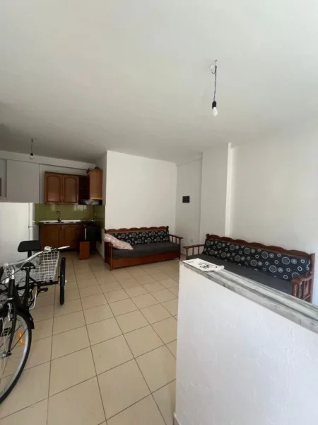 Tirane, shitet apartament 1+1 Kati 1, 54 m² 78.000 € (kodra e diellit)