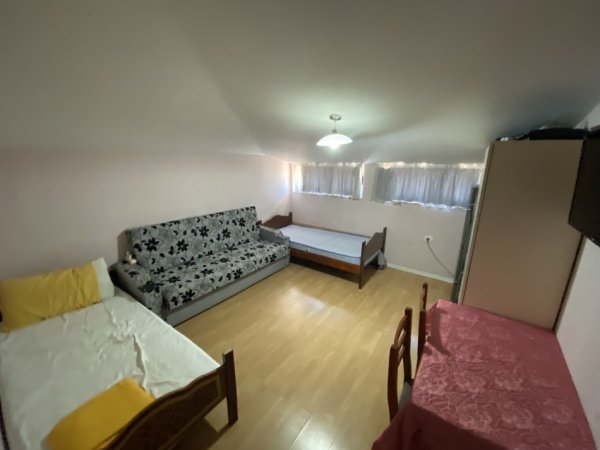 🏡 Jepet Garsioniere për Qera mbi Pazarin e Ri, Tiranë