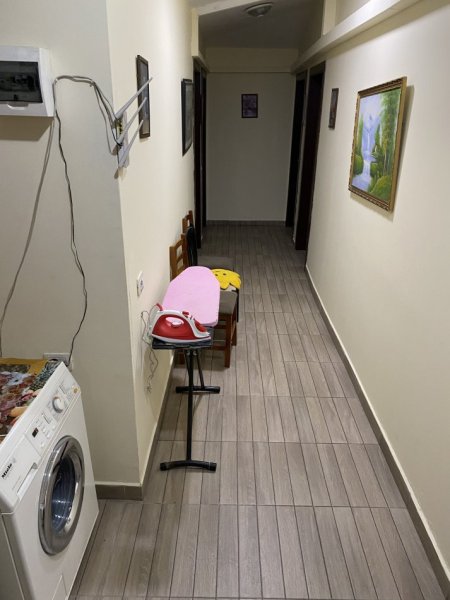 🏡 Jepet Garsioniere për Qera mbi Pazarin e Ri, Tiranë