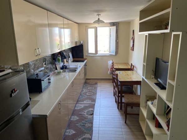 🏡 Jepet Garsioniere për Qera mbi Pazarin e Ri, Tiranë