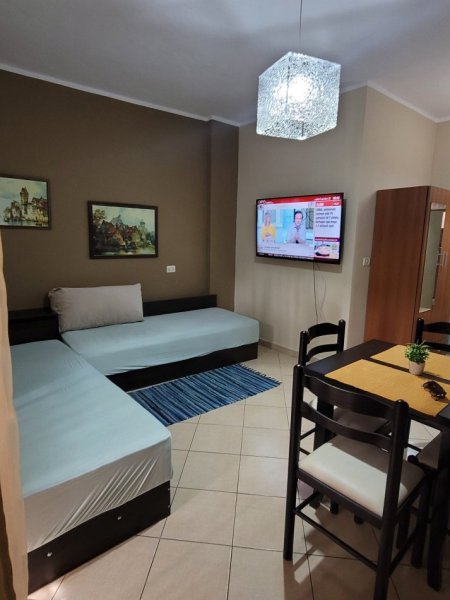 Mali Robit, jap me qera apartament 1+1 Kati 1, 42 m² (Rruga Mak Albania)