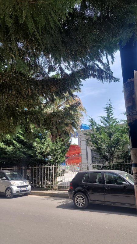 Mali Robit, jap me qera apartament 1+1 Kati 1, 42 m² (Rruga Mak Albania)