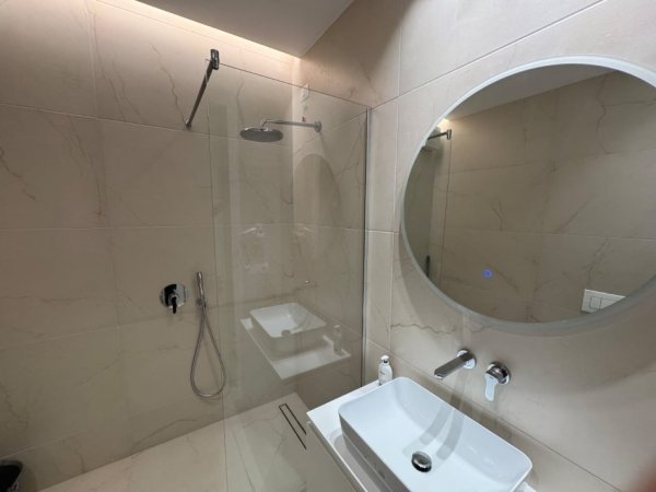 Tirane, jepet me qera garsonier 1+1 Kati 3, 530 € 