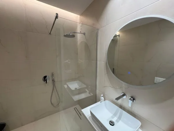 Tirane, jepet me qera garsonier 1+1 Kati 3, 530 € 