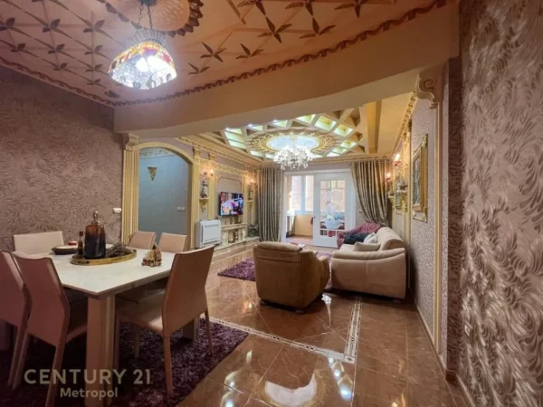 Tirane, shitet apartament 3+1 Kati 2, 120 m² 240.000 € 