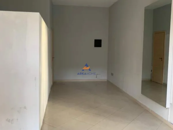 Tirane, shitet ambjent biznesi Kati 1, 45 m² 95.000 € (KOMPLEKSI ORION RRUGA E DIBRES)