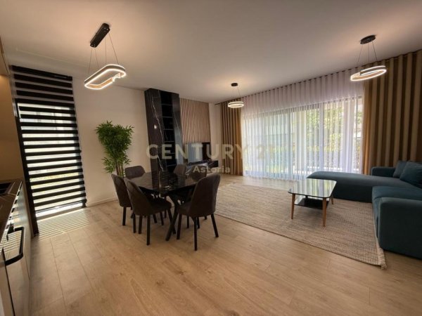 Tirane, jepet me qera Vile 2+1 Kati 1, 168 m² 1.400 € (Farke)