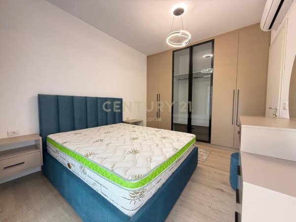 Tirane, jepet me qera Vile 2+1 Kati 1, 168 m² 1.400 € (Farke)