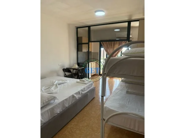 Durres, jepet me qera garsonier Kati 5, 40 m² 350 € 