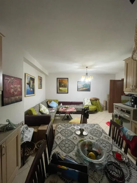 Tirane, shitet apartament 2+1 Kati 2, 92 m² 159.000 € (rruga Ali Visha)