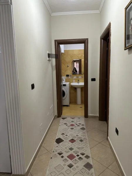 Tirane, jepet me qera apartament Kati 4, 87 m² 650 € 