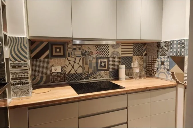 Tirane, jepet me qera apartament 1+1 , 75 m² 800 € (KOMPLEKSI DELIJORGJI)