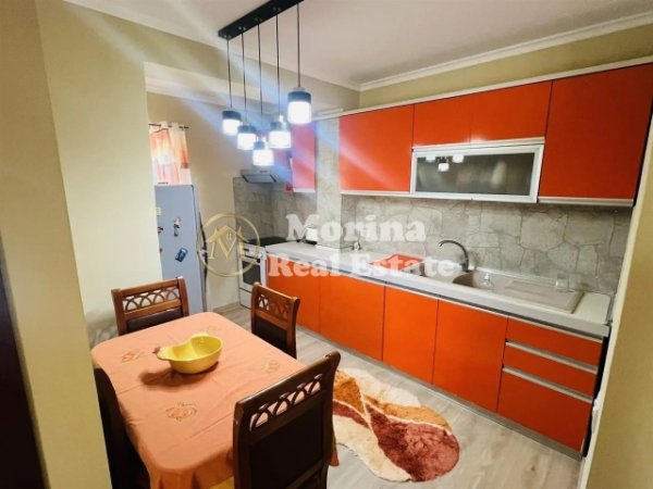 Tirane, jepet me qera apartament 2+1 Kati 4, 90 m² 650 € (Stadiumi Dinamo)