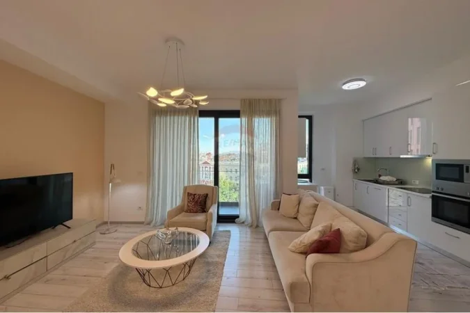 Tirane, jepet me qera apartament 2+1 , 105 m² 1.400 € (Rruga Elbasanit Park GATE!)