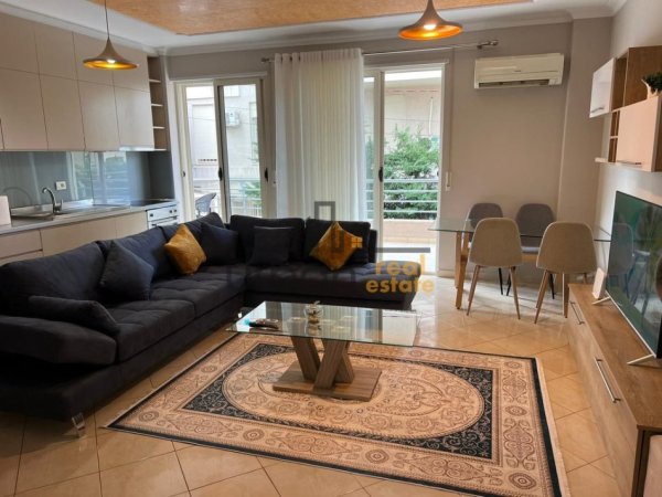 Tirane, jepet me qera apartament 1+1+Ballkon Kati 2, 80 m² 550 € (Liqeni i Thate)