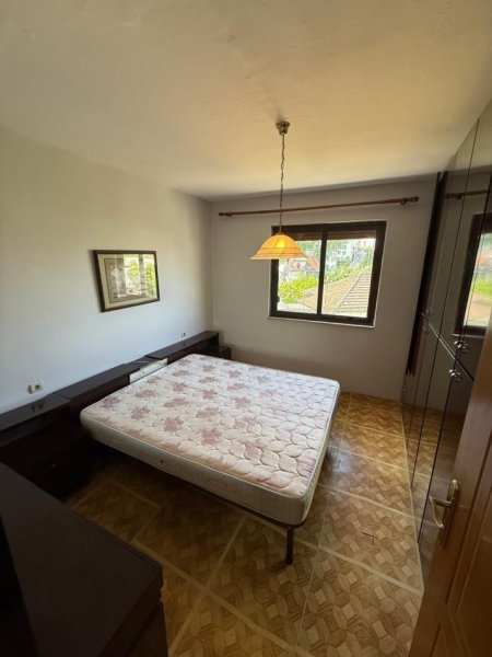 Tirane, shitet apartament 2+1 Kati 2, 72 m² 115.000 € (ne rrugen Ali Denmi Tirane.)